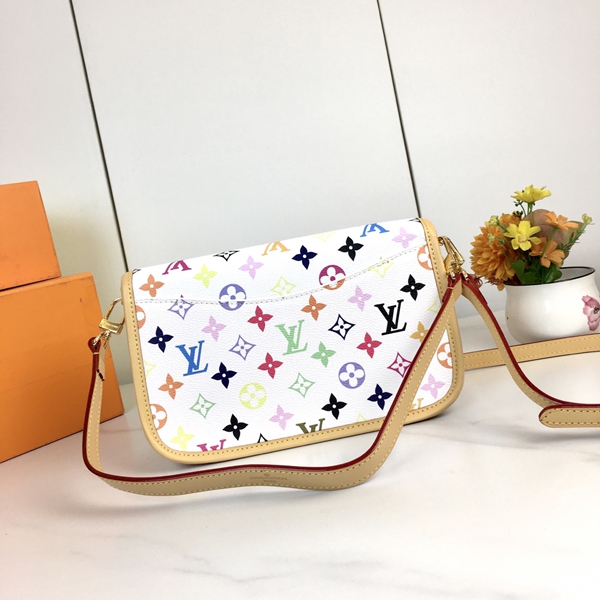 ルイヴィトンバッグ素材ディテール